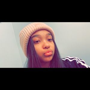 Meet your Posher, Jade